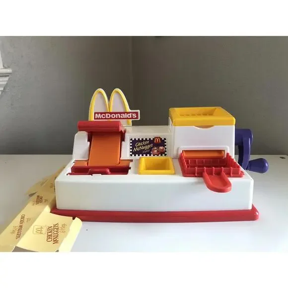 1993 Vintage McDonald's Mattel Lot; Fry, Pie, Nugget, Fountain, Hamburger. - Picture 12 of 15